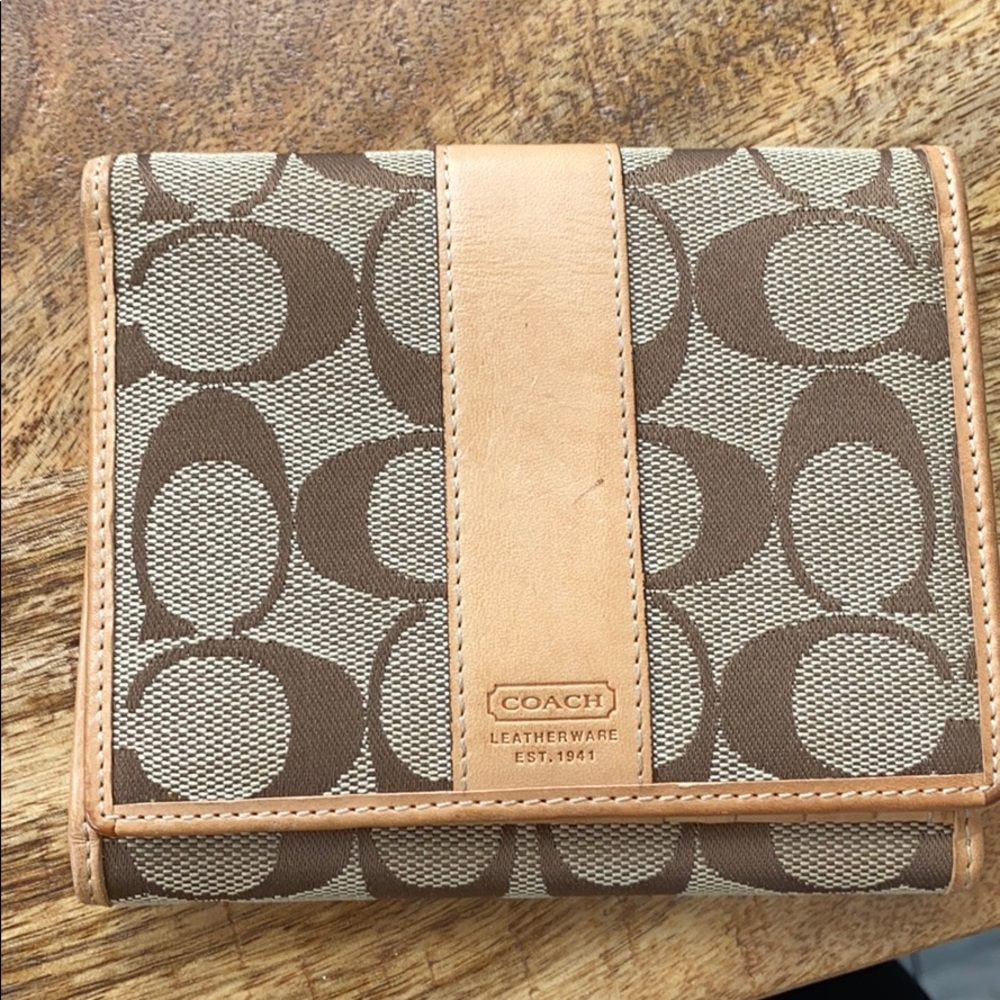 Coach wallet - Picture 2 of 6